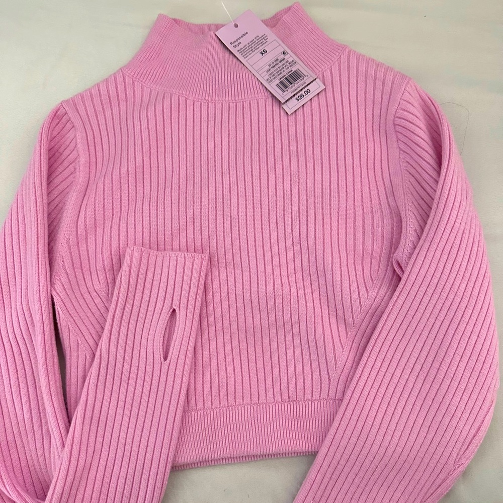Wild Fable cropped sweater